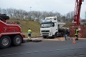 LKW umgestuerzt Niehler Hafen P201